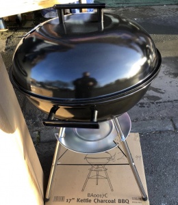 17'' Kettle Charcoal BBQ - END OF SEASON SALE 25% OFF LISTED PRICE