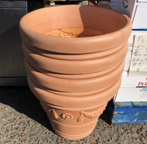 Large Plastic Pots